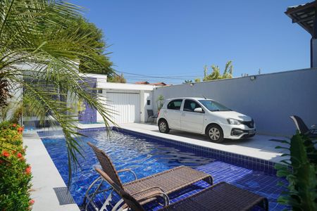 Casa à venda com 249m², 4 quartos e 2 vagas Casa à venda com 249m², 4 quartos e 2 vagasÁrea externa