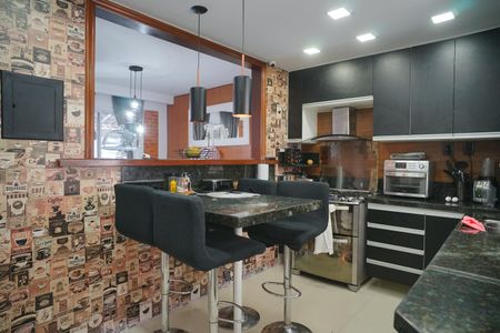 Cozinha de casa para alugar com 4 quartos, 249m² em Itaipu, Niterói