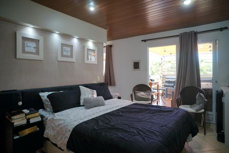 Casa à venda com 249m², 4 quartos e 2 vagas Casa à venda com 249m², 4 quartos e 2 vagasQuarto 4