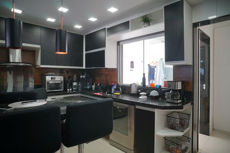 Cozinha de casa para alugar com 4 quartos, 249m² em Itaipu, Niterói