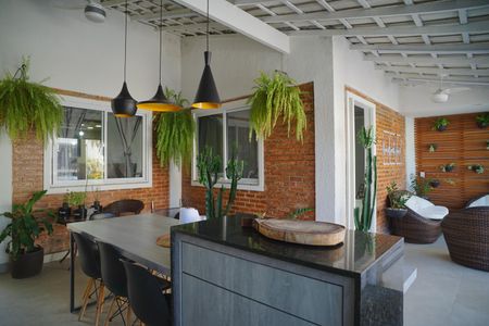 Casa à venda com 249m², 4 quartos e 2 vagas Casa à venda com 249m², 4 quartos e 2 vagasÁrea gourmet