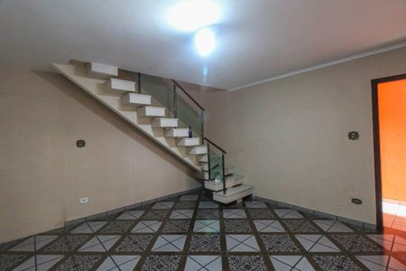 Casa para alugar com 125m², 3 quartos e 2 vagasSala