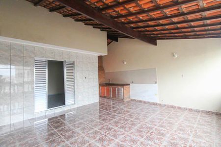 Casa para alugar com 125m², 3 quartos e 2 vagasSacada do Quarto 1
