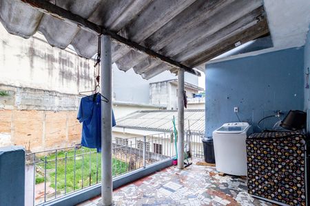 Casa à venda com 120m², 3 quartos e 2 vagas Casa à venda com 120m², 3 quartos e 2 vagasLavanderia Acesso Casa 2