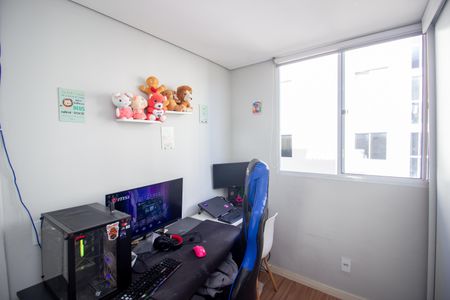 Quarto 1 de apartamento para alugar com 2 quartos, 40m² em Parque Xangri-lá, Contagem