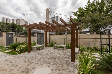 Apartamento à venda com 32m², 2 quartos e sem vagaÁrea comum
