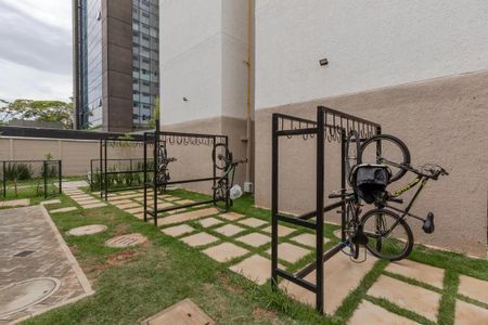 Apartamento à venda com 32m², 2 quartos e sem vagaÁrea comum - Bicicletario