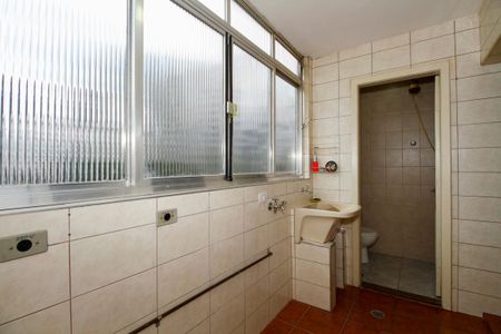 Apartamento à venda com 127m², 3 quartos e 1 vagaÁrea de Serviço