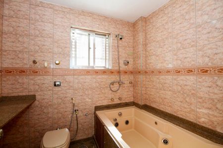 Apartamento à venda com 127m², 3 quartos e 1 vagaBanheiro