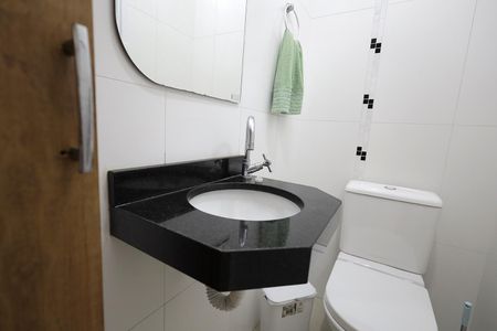 Casa à venda com 144m², 3 quartos e 1 vaga Casa à venda com 144m², 3 quartos e 1 vagaBanheiro 1