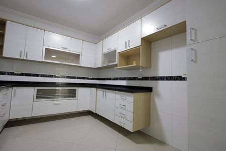 Casa à venda com 144m², 3 quartos e 1 vaga Casa à venda com 144m², 3 quartos e 1 vagaCozinha