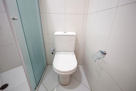 Casa à venda com 144m², 3 quartos e 1 vaga Casa à venda com 144m², 3 quartos e 1 vagaBanheiro Quarto Suíte