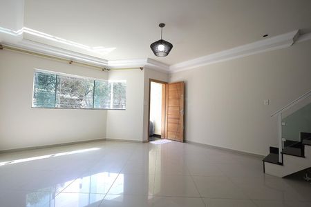 Casa à venda com 144m², 3 quartos e 1 vaga Casa à venda com 144m², 3 quartos e 1 vagaSala