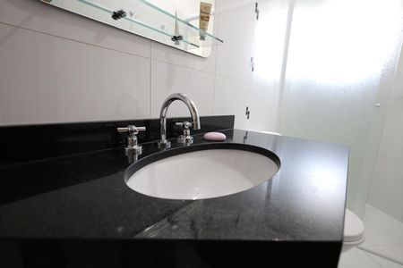 Casa à venda com 144m², 3 quartos e 1 vaga Casa à venda com 144m², 3 quartos e 1 vagaBanheiro 2