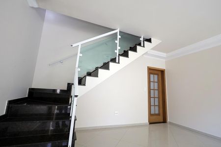 Casa à venda com 144m², 3 quartos e 1 vaga Casa à venda com 144m², 3 quartos e 1 vagaSala