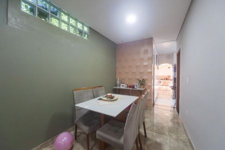 Casa à venda com 360m², 5 quartos e 4 vagasSala de Jantar