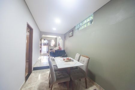 Casa à venda com 360m², 5 quartos e 4 vagasSala de Jantar