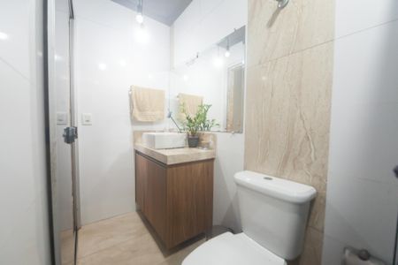 Casa à venda com 360m², 5 quartos e 4 vagasBanheiro Social