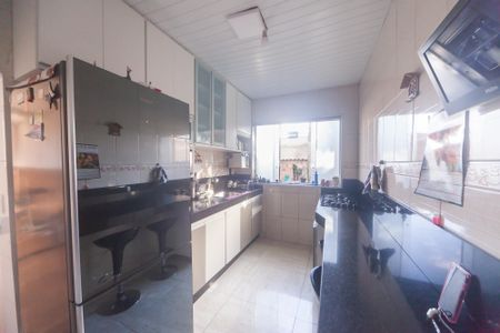 Casa à venda com 360m², 5 quartos e 4 vagasCozinha