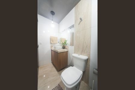 Casa à venda com 360m², 5 quartos e 4 vagasBanheiro Social