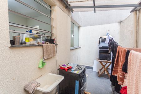 Apartamento para alugar com 65m², 2 quartos e 1 vagaÁrea Privativa/Área de Serviço