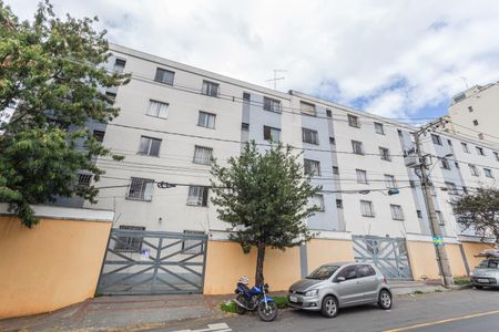 Apartamento para alugar com 65m², 2 quartos e 1 vagaFachada