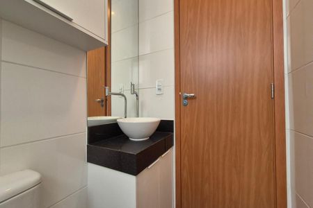 Apartamento para alugar com 48m², 2 quartos e 1 vaga Apartamento para alugar com 48m², 2 quartos e 1 vagaBanheiro