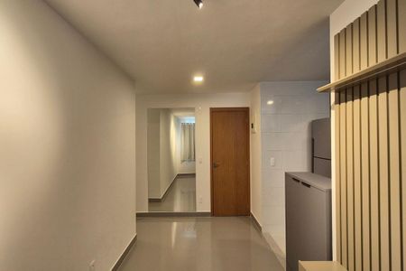 Sala  de apartamento para alugar com 2 quartos, 45m² em Vila Satúrnia, Campinas