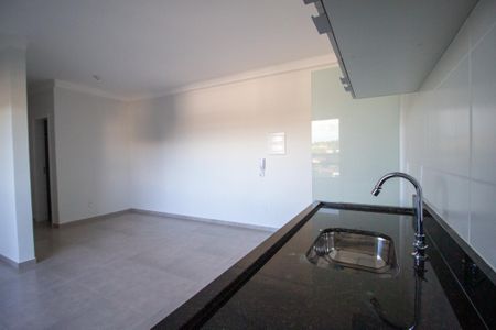 Apartamento para alugar com 61m², 2 quartos e 2 vagasCozinha