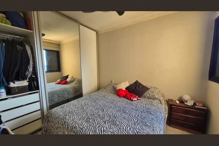 Quarto de apartamento para alugar com 3 quartos, 72m² em Jardim Esmeralda, São Paulo