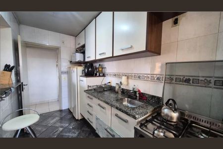 Apartamento para alugar com 72m², 3 quartos e 1 vaga Apartamento para alugar com 72m², 3 quartos e 1 vagaCozinha