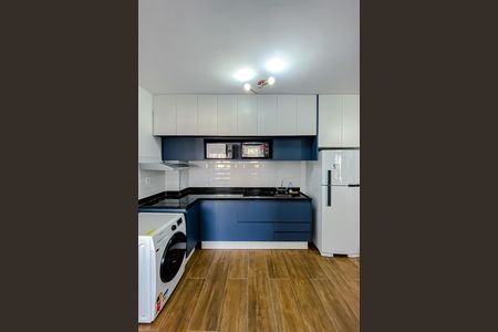 Apartamento para alugar com 57m², 2 quartos e sem vaga Apartamento para alugar com 57m², 2 quartos e sem vagaCozinha e Área de Serviço