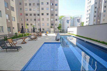 Apartamento para alugar com 38m², 2 quartos e sem vaga Apartamento para alugar com 38m², 2 quartos e sem vagaÁrea comum - Piscina