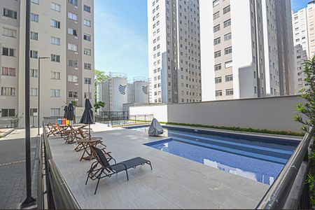 Apartamento para alugar com 38m², 2 quartos e sem vaga Apartamento para alugar com 38m², 2 quartos e sem vagaÁrea comum - Piscina