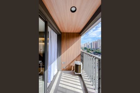 Studio à venda com 25m², 1 quarto e sem vaga Studio à venda com 25m², 1 quarto e sem vagaVaranda