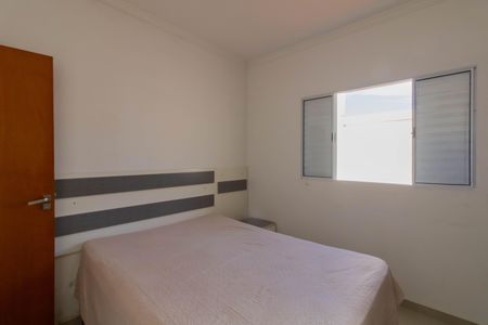 Casa para alugar com 125m², 2 quartos e 2 vagasQuarto 1