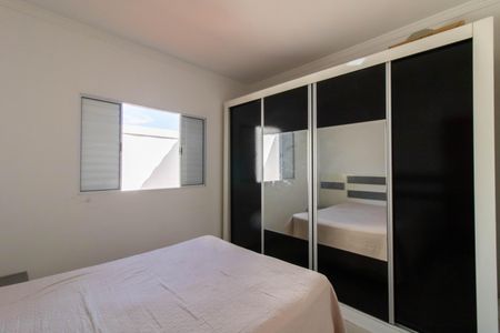 Quarto 1 de casa para alugar com 2 quartos, 125m² em Jardim Santa Cecilia, Guarulhos