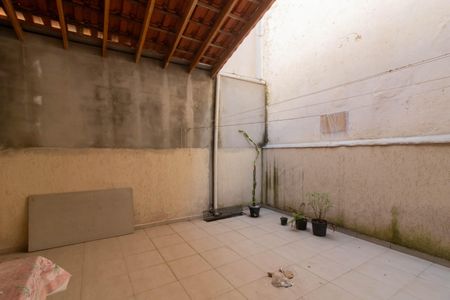 Casa para alugar com 125m², 2 quartos e 2 vagasQuintal