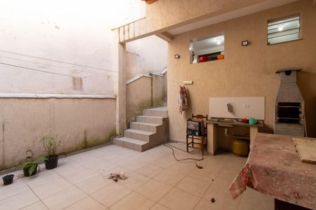 Casa para alugar com 125m², 2 quartos e 2 vagasQuintal