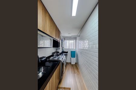 Apartamento à venda com 68m², 2 quartos e 1 vaga Apartamento à venda com 68m², 2 quartos e 1 vagaCozinha e Área de Serviço