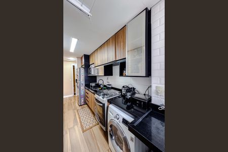 Apartamento à venda com 68m², 2 quartos e 1 vaga Apartamento à venda com 68m², 2 quartos e 1 vagaCozinha e Área de Serviço