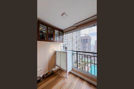 Apartamento à venda com 68m², 2 quartos e 1 vaga Apartamento à venda com 68m², 2 quartos e 1 vagaVaranda da Sala
