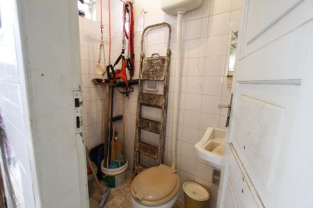 Casa à venda com 4 quartos, 300m² em Carlos Prates, Belo Horizonte