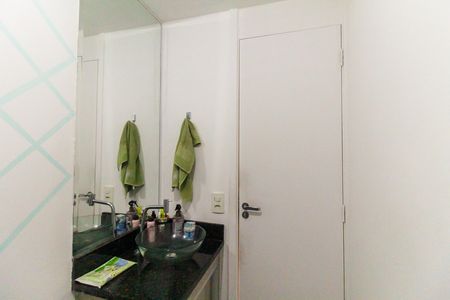 Apartamento à venda com 48m², 2 quartos e 1 vaga Apartamento à venda com 48m², 2 quartos e 1 vagaBanheiro