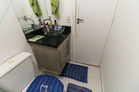 Apartamento à venda com 48m², 2 quartos e 1 vaga Apartamento à venda com 48m², 2 quartos e 1 vagaBanheiro