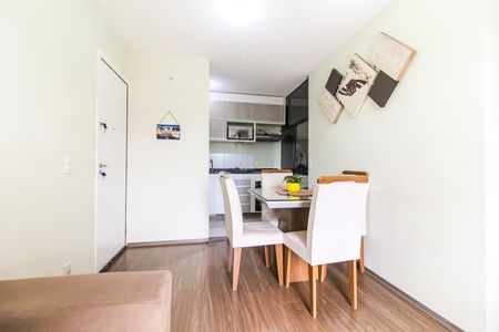 Apartamento à venda com 48m², 2 quartos e 1 vaga Apartamento à venda com 48m², 2 quartos e 1 vagaSala