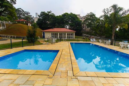 Apartamento à venda com 48m², 2 quartos e 1 vaga Apartamento à venda com 48m², 2 quartos e 1 vagaÁrea comum - Piscina