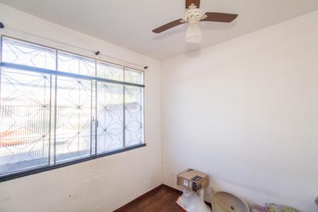 Quarto 1 de casa para alugar com 3 quartos, 124m² em Cascadura, Rio de Janeiro