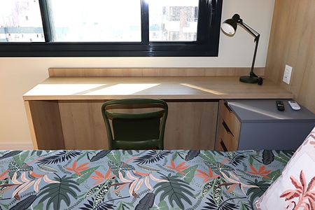 Studio à venda com 28m², 1 quarto e 1 vagaEspaço conjugado - mesa de escritório