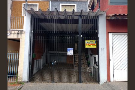 Casa para alugar com 123m², 2 quartos e 1 vagaFachada
